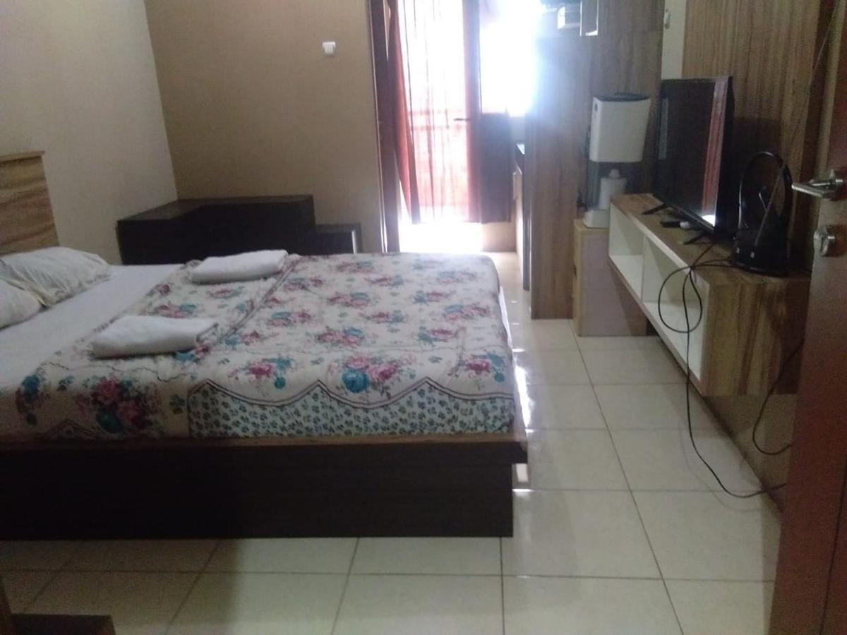 Green Lake View Just Sleep & Cozy Hotell Pondokcabe Hilir Eksteriør bilde