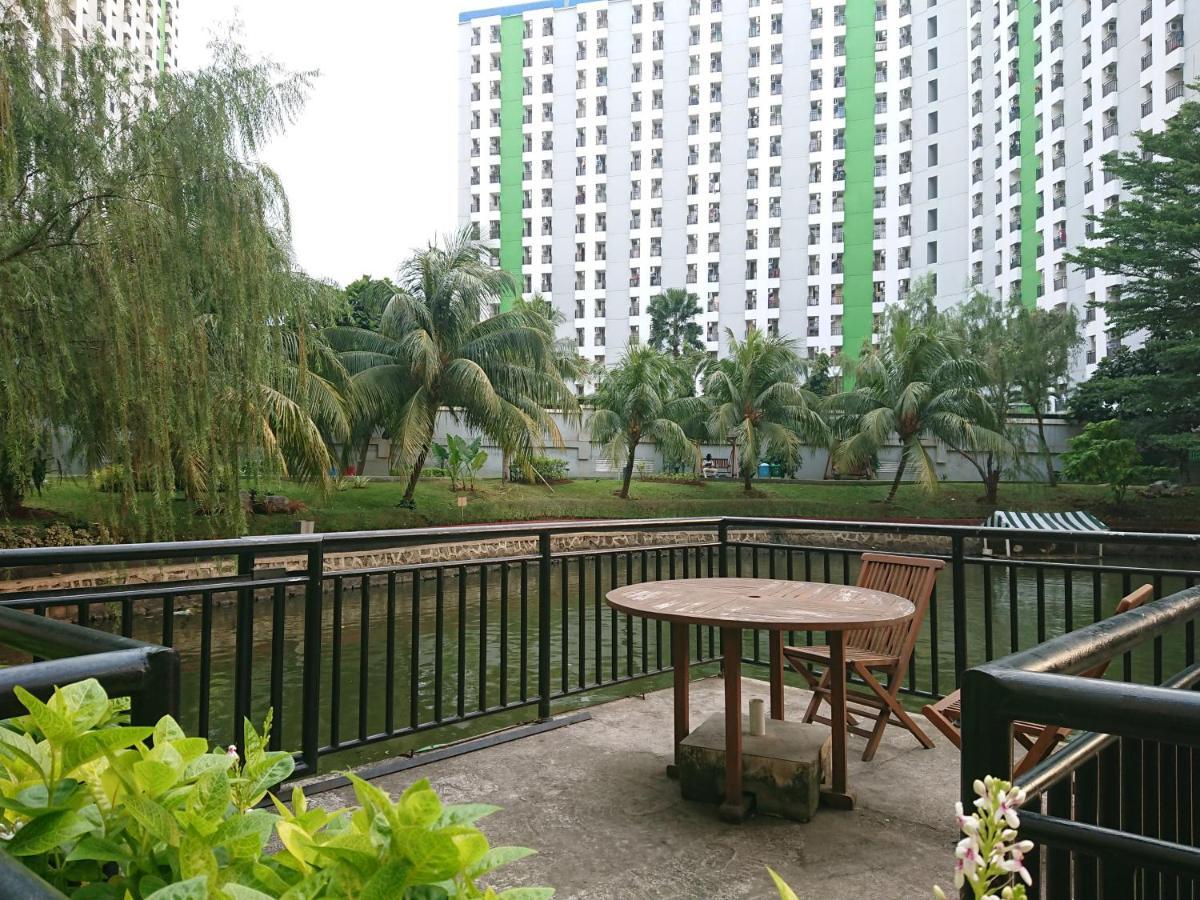 Green Lake View Just Sleep & Cozy Hotell Pondokcabe Hilir Eksteriør bilde